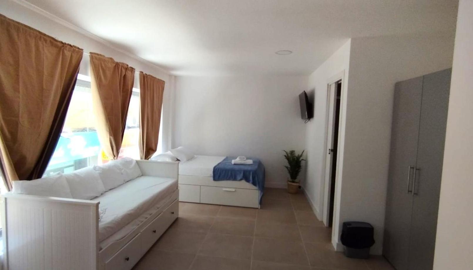 Apartamento Hawkins Costa 1A Алхесирас Екстериор снимка